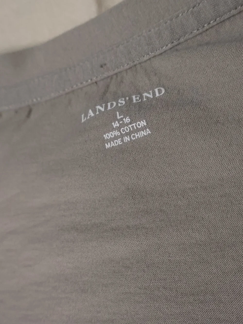 Lands End Woman’s Grey Long Sleeve V Neck Cardigan Sweater